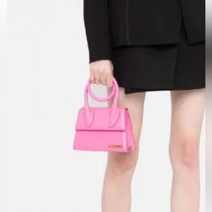 Jacquemus Le Chiquito Nœud pink leather bag!